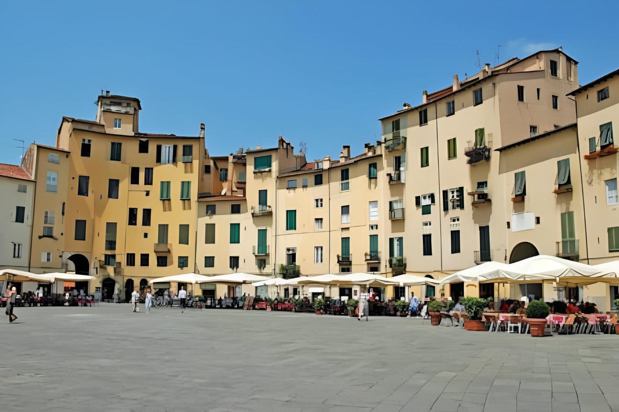 Cortile In Centro - Charm Suite Heart Of Lucca Exterior foto